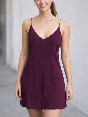 𝅺ARITZIA Wilfred Free Mini Dress Maroon